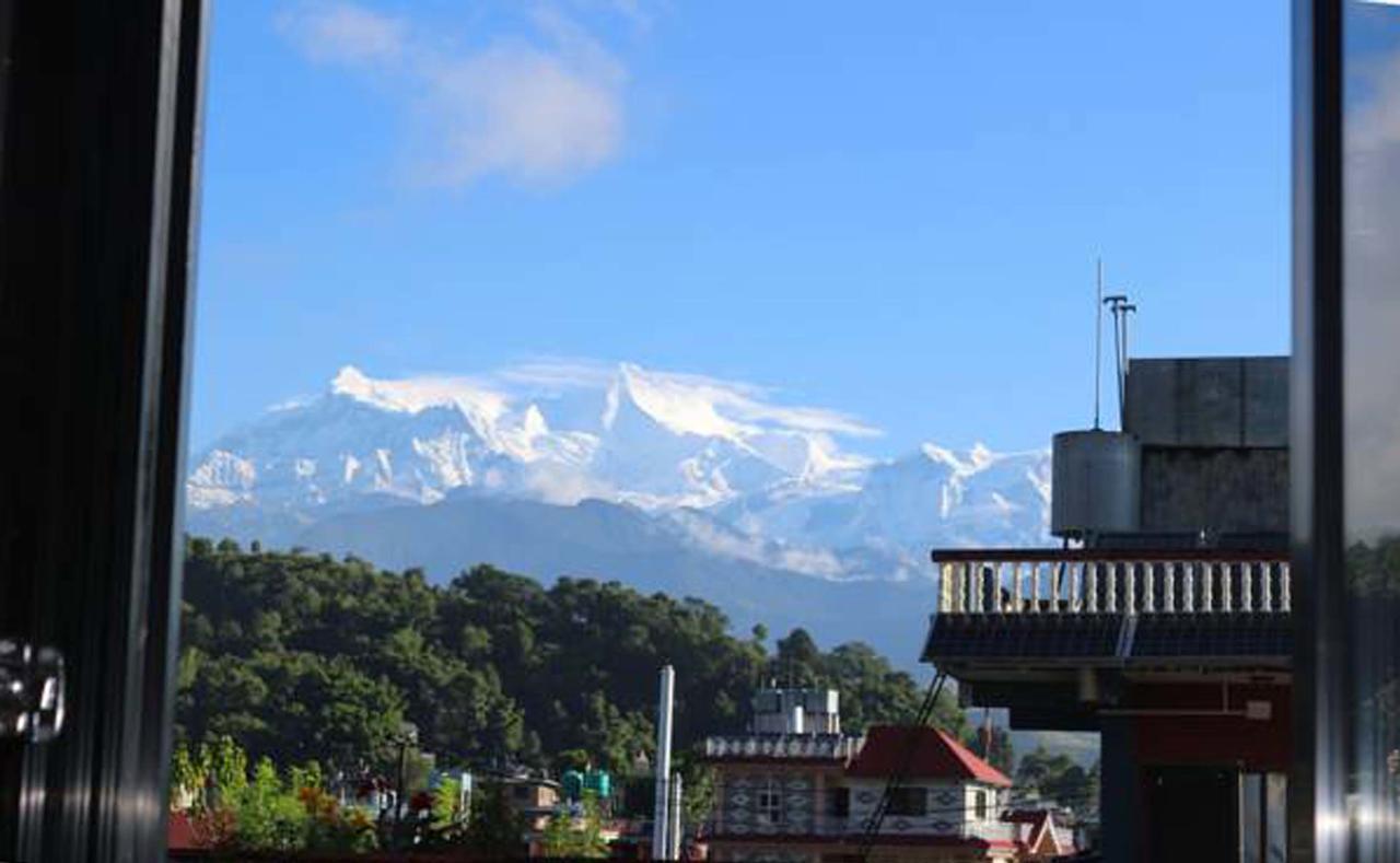 Hotel Buttercup Pokhara Luaran gambar