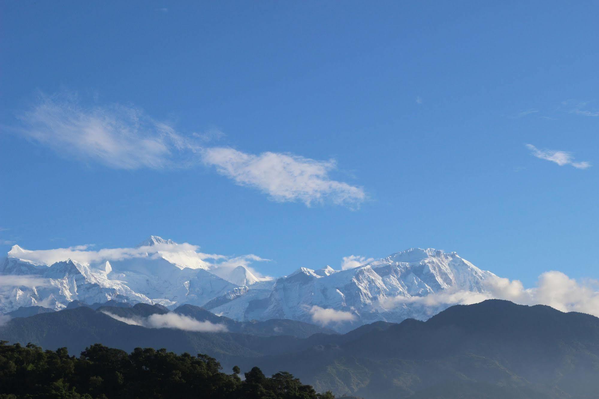 Hotel Buttercup Pokhara Luaran gambar